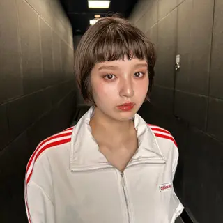 ショート カラー 透明感/ベージュ /kazui🐈のヘアスタイル