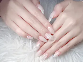 ネイル &ME Momoのネイルデザイン