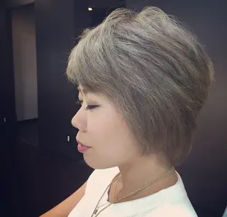 ショート カラー 浅沼 美歩のヘアスタイル