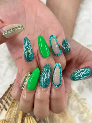 ネイル Basic町田本店 Suzunaのネイルデザイン