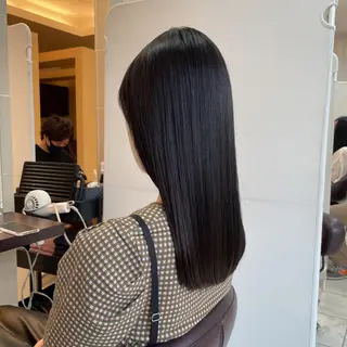 ロング ⭐️透け感カラー /齊藤容史⭐️のヘアスタイル