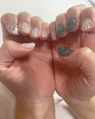 ネイル nail.gorin所属・吉村 優子のネイルデザイン