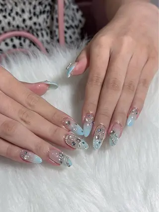 ネイル RE:Bonn所属・salon re:bonnのネイルデザイン