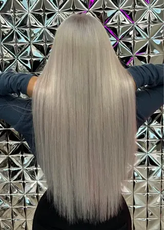 ロング カラー Lovestasy 京都河原町店のヘアスタイル