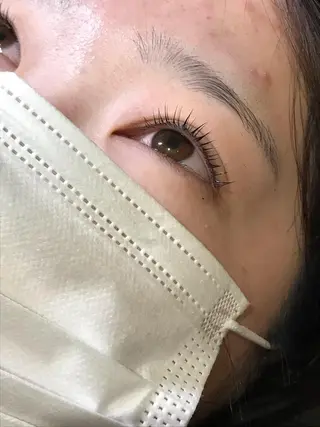 マツエク・マツパ Cure所属・三澤 朱里の眉毛・アイブロウイメージ