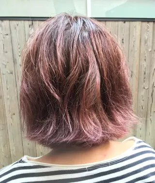 カラー 早田 明美のヘアスタイル