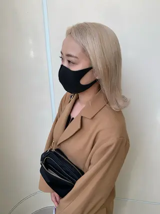 ミディアム カラー 羽エクステ🩷 🤍まき🤍のヘアスタイル