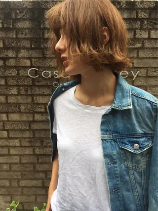 ショート カラー 透明感/オリーブ/ グレージュ/YUKAのヘアスタイル