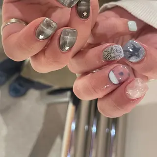 ネイル SALON VILLAGE AOYAMA 2nd.所属・NAKAMURA HARUKAのネイルデザイン