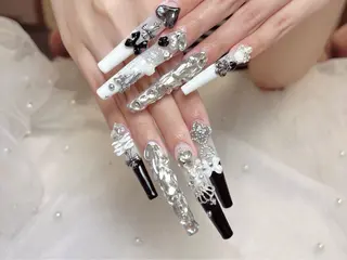 ロング R1🎀Nail💕 池袋東口店のネイルデザイン