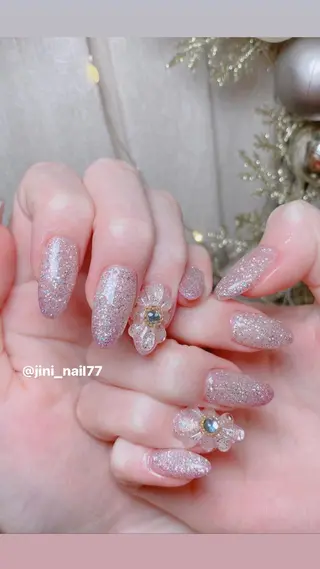 ネイル JINI NAIL所属・ジニ ネイルのネイルデザイン