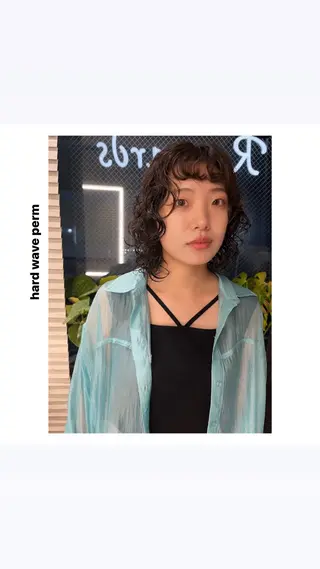 ショート パーマ rewards成城学園前店所属・hiro【沿線で叶う 似合わせhair】のヘアスタイル