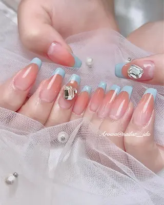 ネイル Arowa 伊田のネイルデザイン