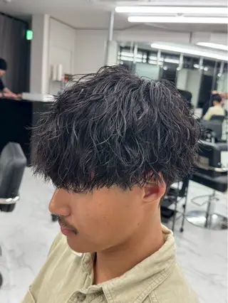ショート パーマ メンズ特化美容師 中戸 滉のヘアスタイル
