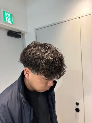 パーマ メンズ 🌀toa/波巻き✨ /メンズパーマ／栄のヘアスタイル