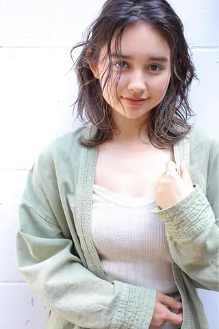 ミディアム パーマ 下北沢 soiのヘアスタイル