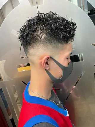 パーマ メンズ Le'a所属・渋谷/フェード/ 國分 翔のヘアスタイル