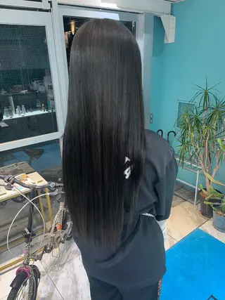 ロング 透明感カラー特化/ 顔まわり特化/辻部のヘアスタイル