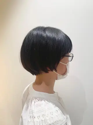 ショート ヘアアレンジ GO TODAY SHAiRE SALON 梅田店所属・ベージュカラー/ボブ チャネリングカットのヘアスタイル