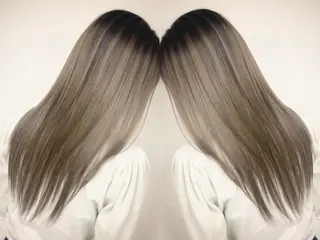 ロング NEO Beauty Salon所属・𝐍𝐄𝐎 𝐉𝐔𝐑𝐈のネイルデザイン