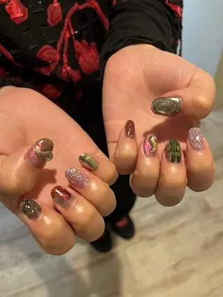 ネイル une／YUKINA 🫧大人nuanceのネイルデザイン