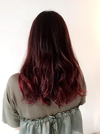 セミロング ロング カラー パーマ メンズハイトーン メンズバレイヤージュのヘアスタイル