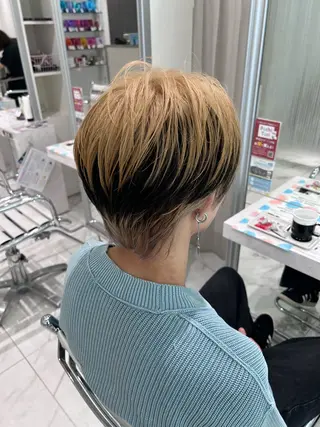 カラー メンズ 越智 彩心のヘアスタイル