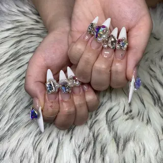 ネイル la vie  Luire所属・la vie Luire ｱｽｶのネイルデザイン