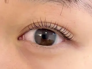 マツエク・マツパ Fiara 京都七条高倉店所属・Flara 京都七条高倉店のマツエク・マツパデザイン