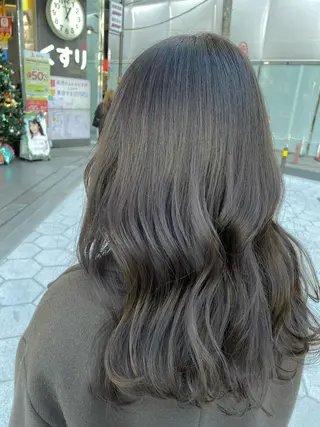 セミロング le'a所属・谷町/Le'a /竹原しおなのヘアスタイル