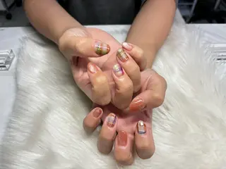 ネイル Rich to安城店所属・長坂 若菜のネイルデザイン