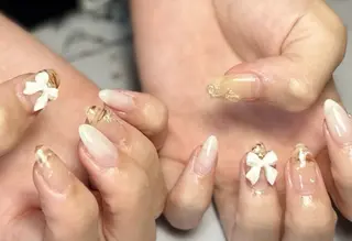 ネイル 新山 聖のネイルデザイン