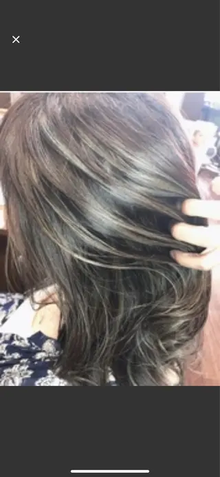 ミディアム カラー 安井 友紀子のヘアスタイル