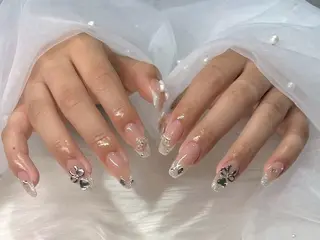 ネイル 、 、の眉毛・アイブロウイメージ