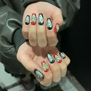 ネイル Yukino /シンプル/個性派のネイルデザイン