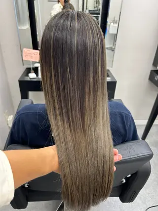 ロング カラー alpha. カラーエクステ下妻のヘアスタイル