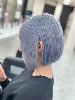 ショート カラー ヘアアレンジ 艶カラー/ハイトーン /レイヤーカットのヘアスタイル