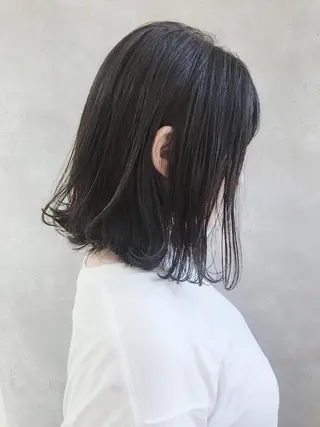 ショート カラー MOU namba ムウナンバのヘアスタイル
