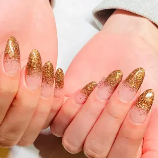 ネイル VOGUE ×SWANのネイルデザイン