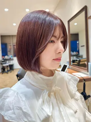 ショート かえ🩶韓国ボブ🎀 透明感カラー🥣のヘアスタイル
