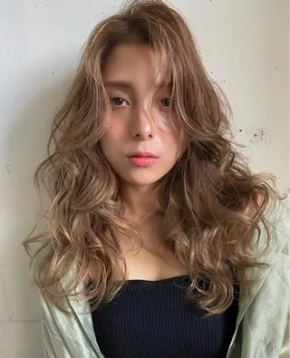 ロング カラー パーマ ヘアアレンジ メンズ キッズ ネイル マツエク・マツパ ハイライト、レイヤー カット/西梅田/中西のヘアスタイル