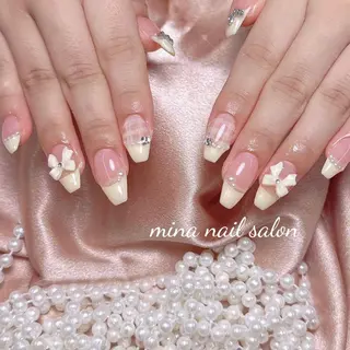 ネイル 🎀まゆ 🪽🐾のネイルデザイン