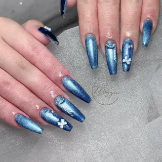 ネイル Maggie Nail🦩のネイルデザイン