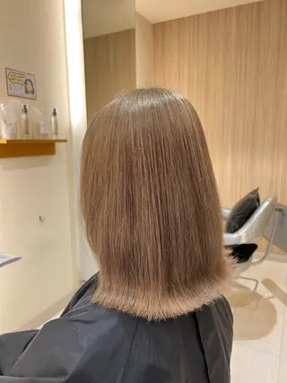 カラー 久永 菫のヘアスタイル