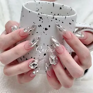 ネイル Queens 榊 まおのネイルデザイン