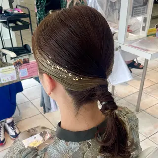 セミロング ヘアアレンジ ブリーチ/ヘアセット 【𝙍𝙞𝙣𝙤】のヘアスタイル