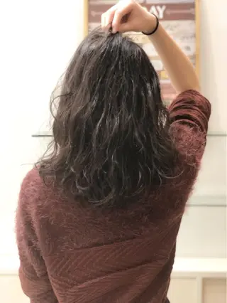 ミディアム パーマ ディレクター ノナカのヘアスタイル