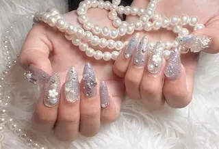 ネイル &ME ネイルサロンのネイルデザイン