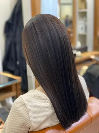 セミロング カラー 森下 友　Dio...池袋のヘアスタイル