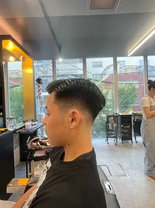 メンズ FRANK’S BARBE(E)R THE STAND.飯田橋店所属・池田 丈也のヘアスタイル